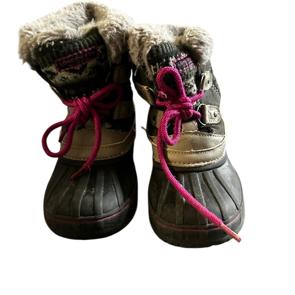 London Fog Boots with Pink Accents size 7